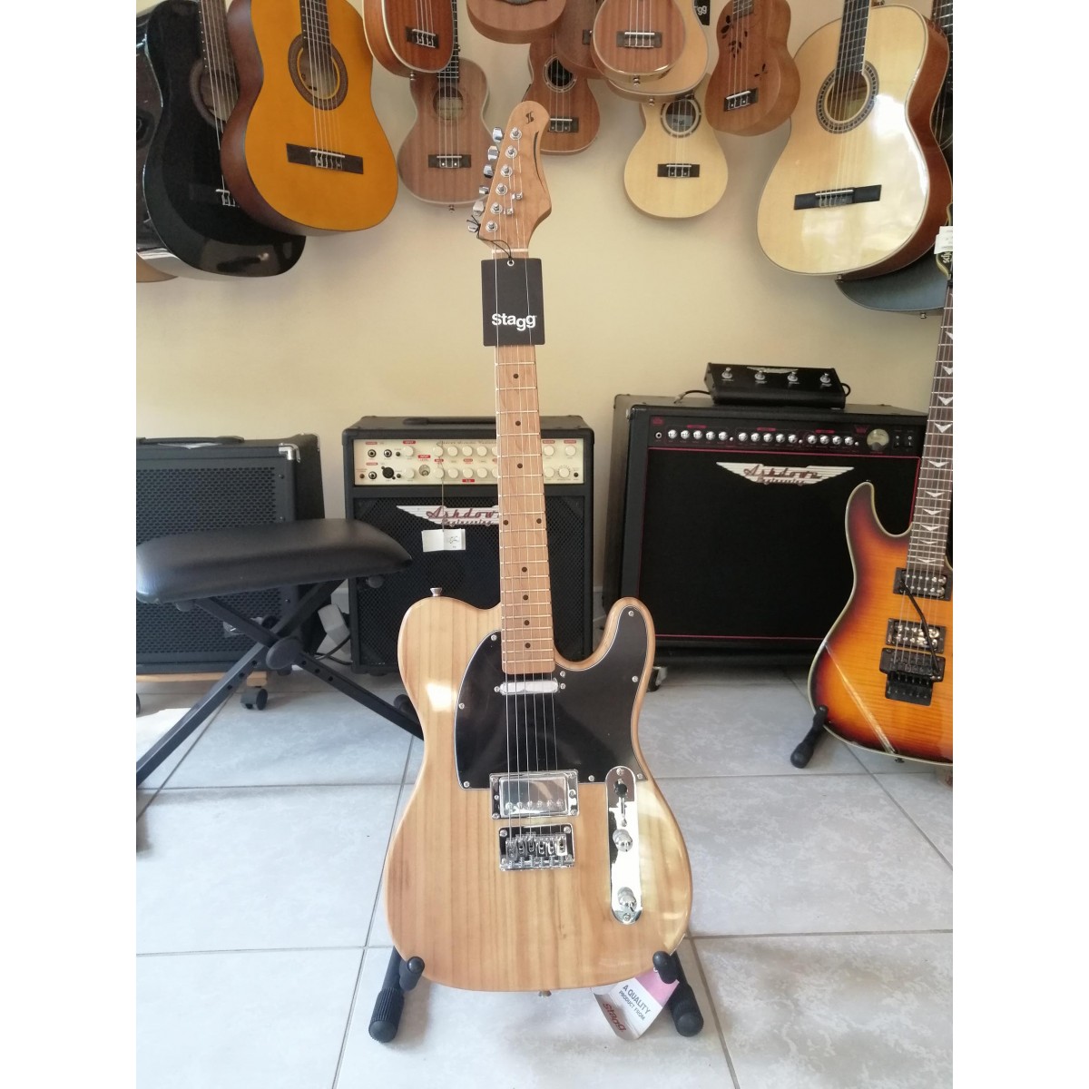 Elektriskā ģitāra Telecaster Stagg SET-PLUS NAT