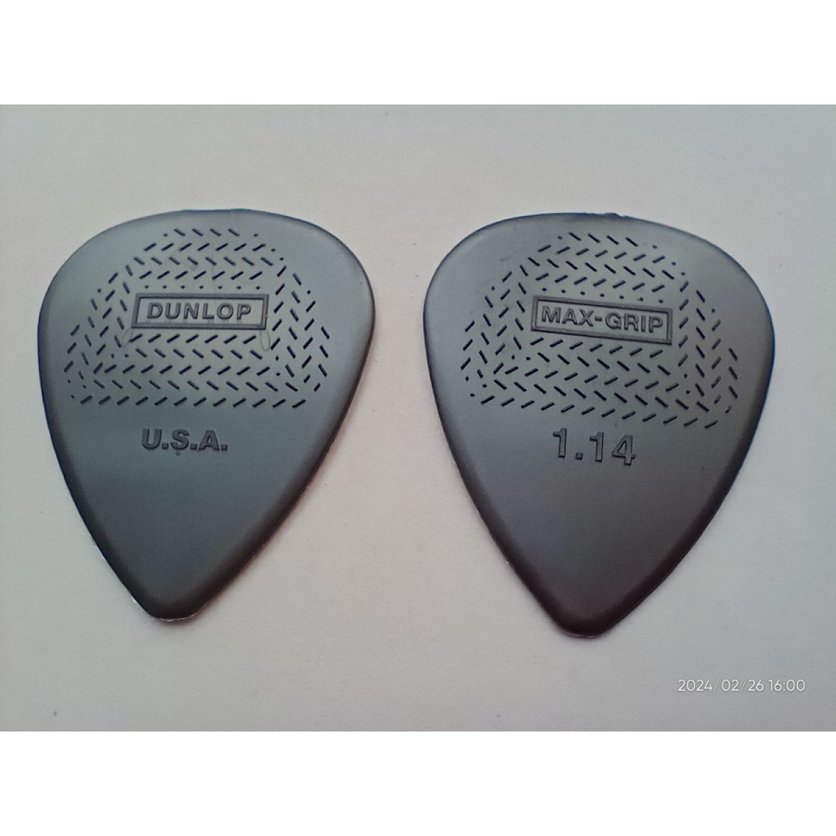 Mediators Dunlop Max Grip 1.14 mm