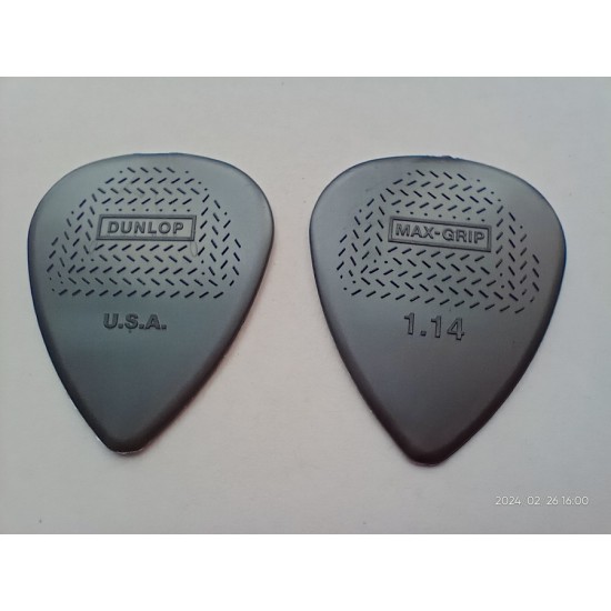 Mediators Dunlop Max Grip 1.14 mm 