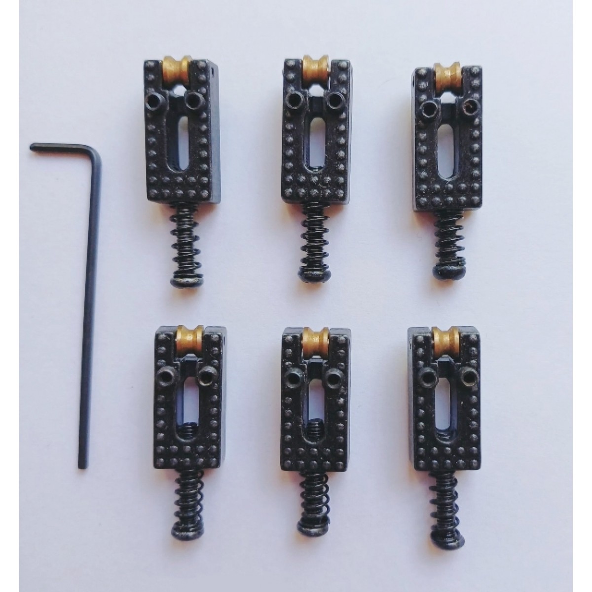 Ģitāras bridge saddle F63R BK