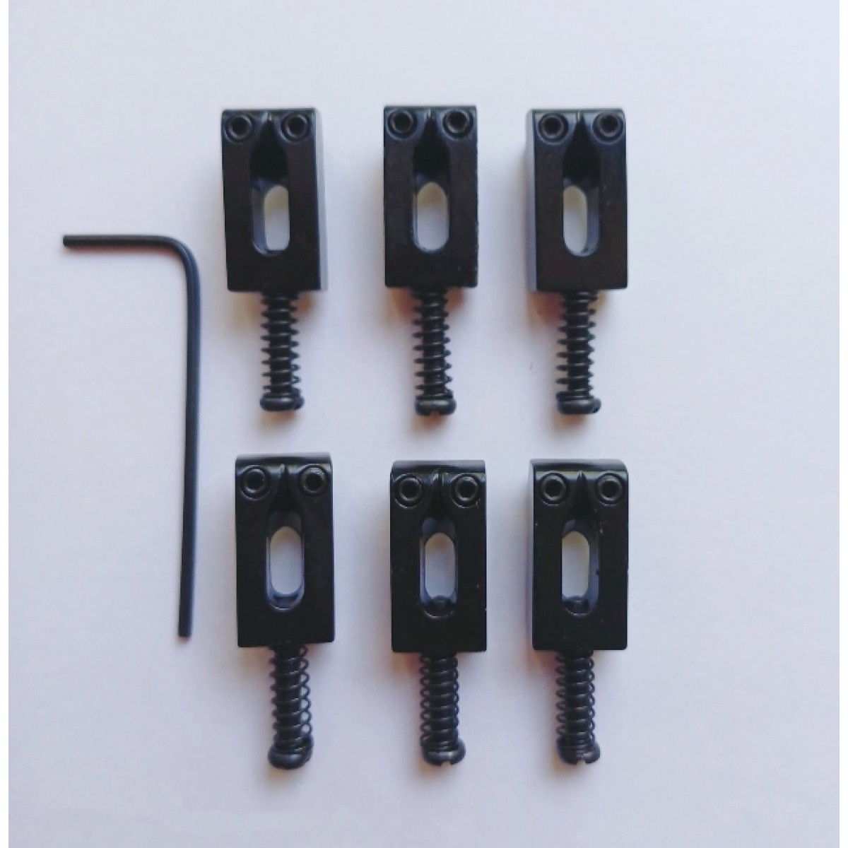 Ģitāras bridge saddle F64 BK