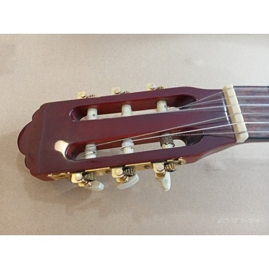 Guitar machine heads Pegs replacement