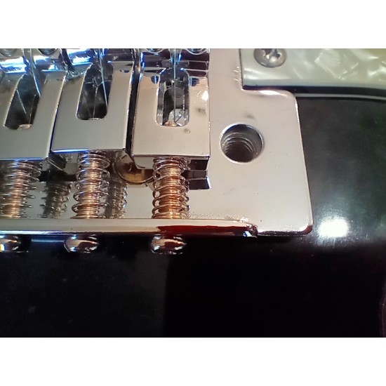 Guitar repair, Tremolo replacement