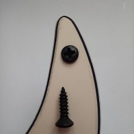 Pickguard uzlīkas montāžas skrūve M3x12 BK diametrs 6 mm Pickguard Screw